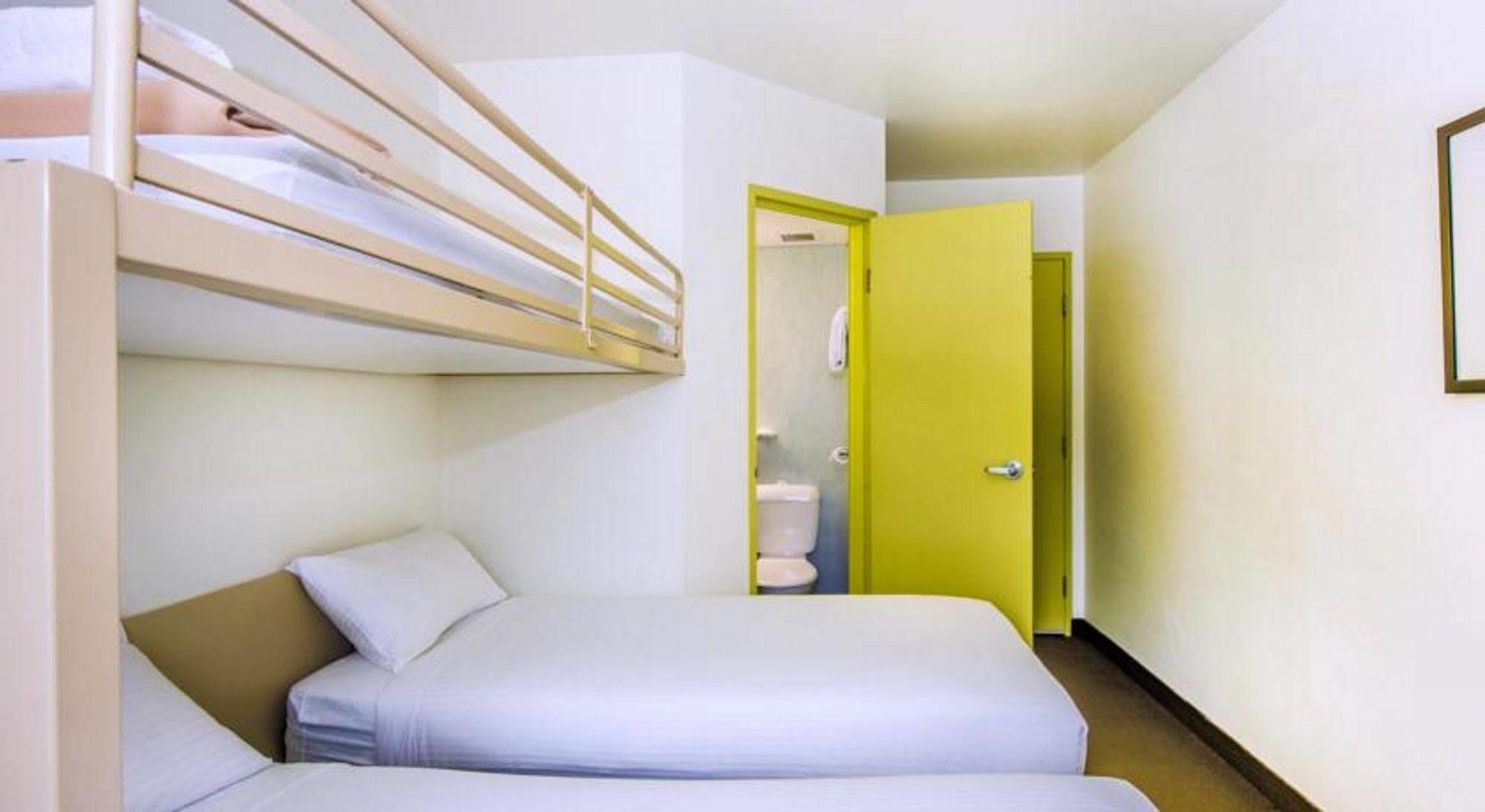 Ibis Budget Coffs Harbour Bagian luar foto