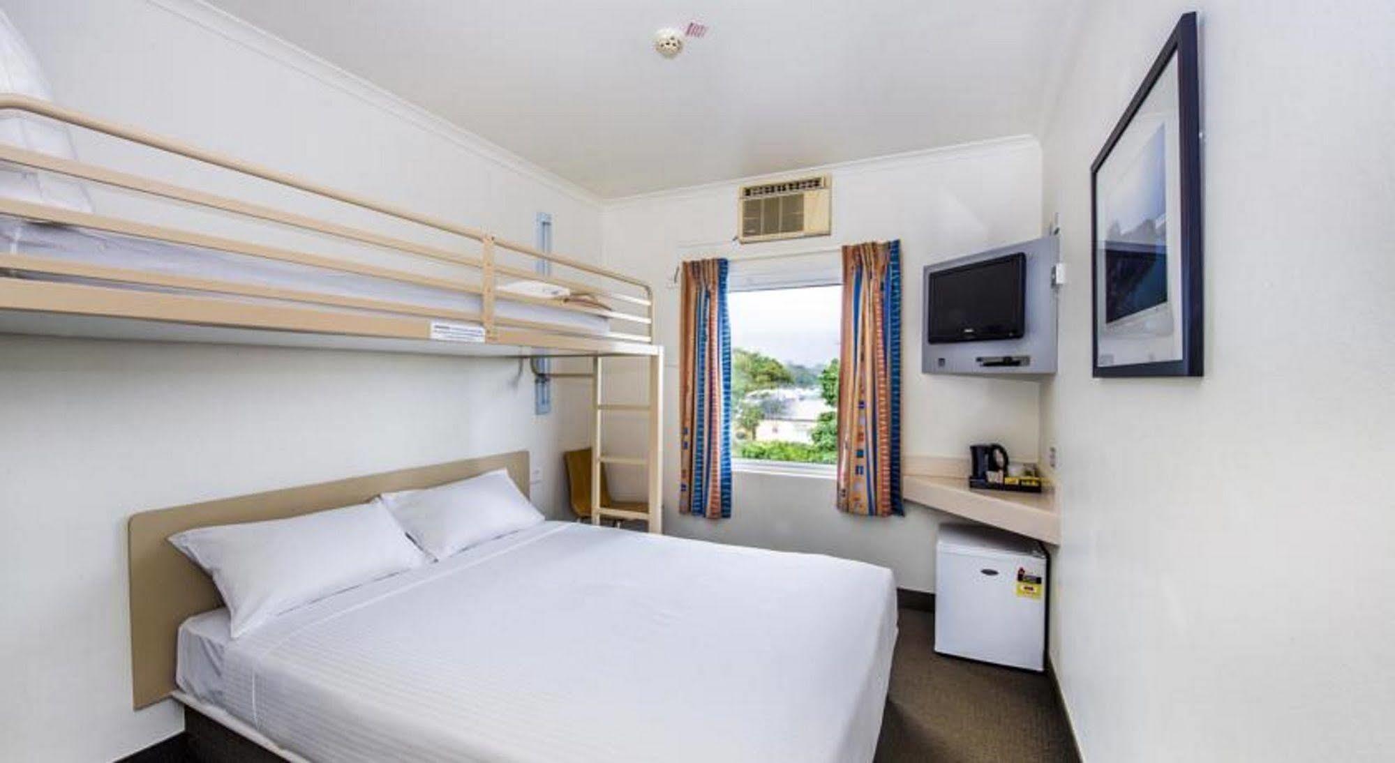 Ibis Budget Coffs Harbour Bagian luar foto