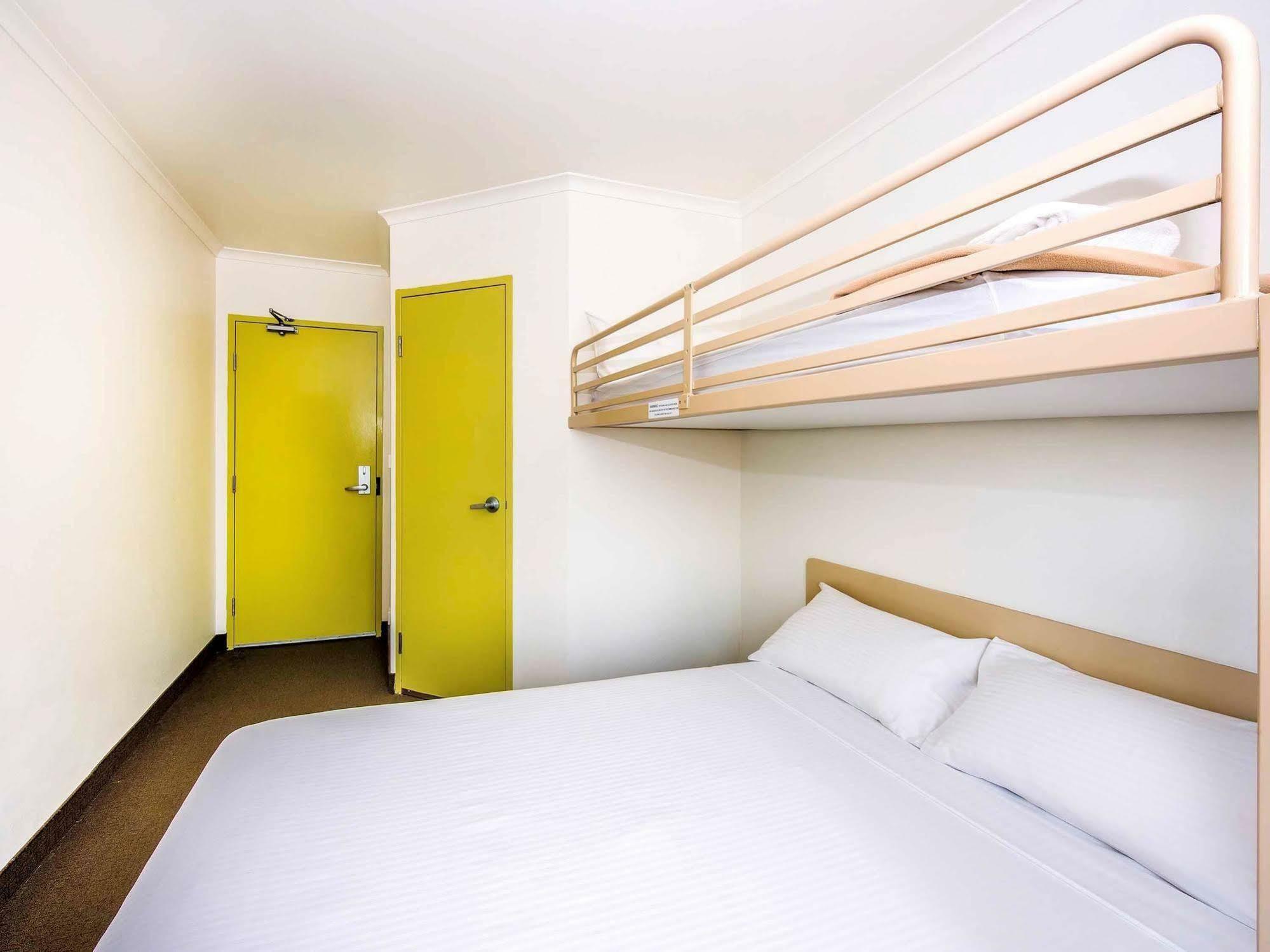 Ibis Budget Coffs Harbour Bagian luar foto